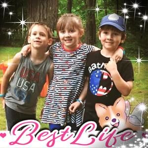 Meet your Posher, Elizabeth